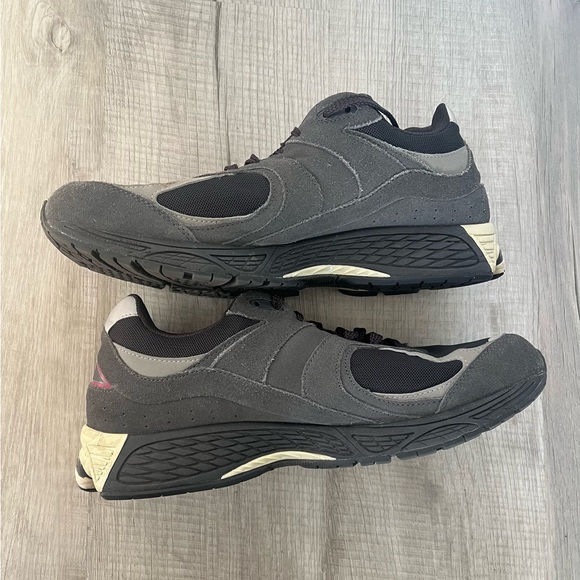 New Balance 2002R Running Shoe Sneaker Size 13 N-Ergy Gray Black Athletic - Picture 3 of 12